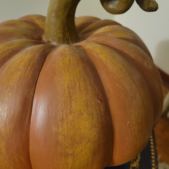 2 Ceramic Pumpkins - Picture 2 of 5